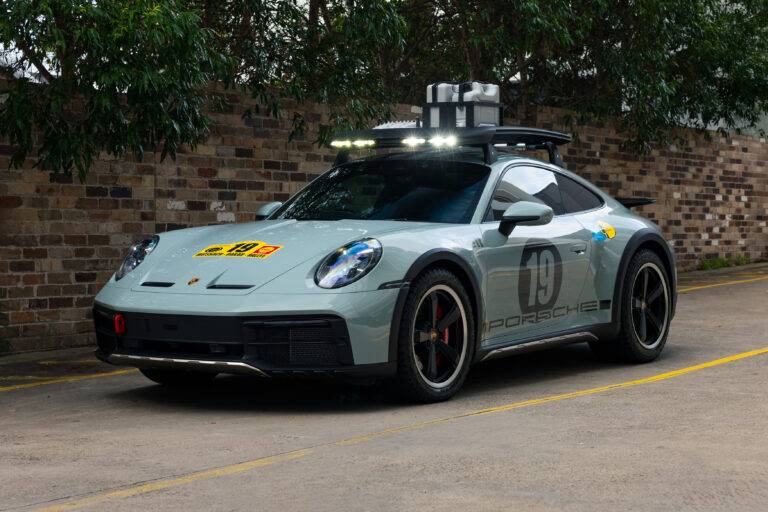 2023 PORSCHE 911 DAKAR