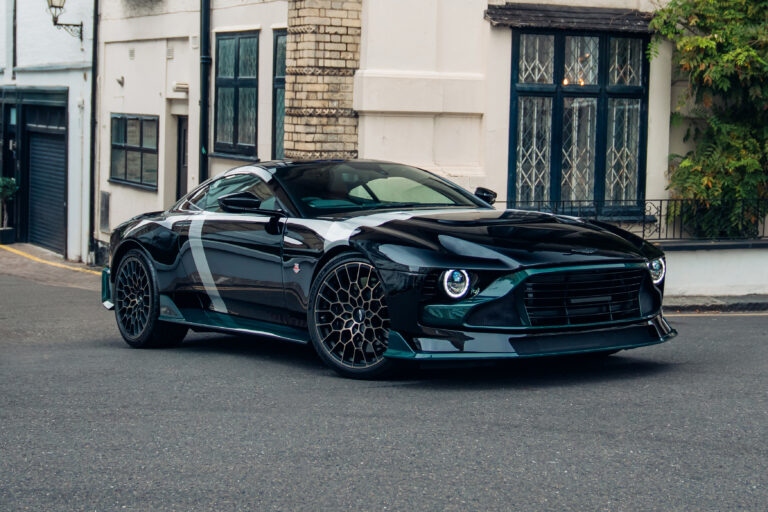 2024 ASTON-MARTIN VALOUR