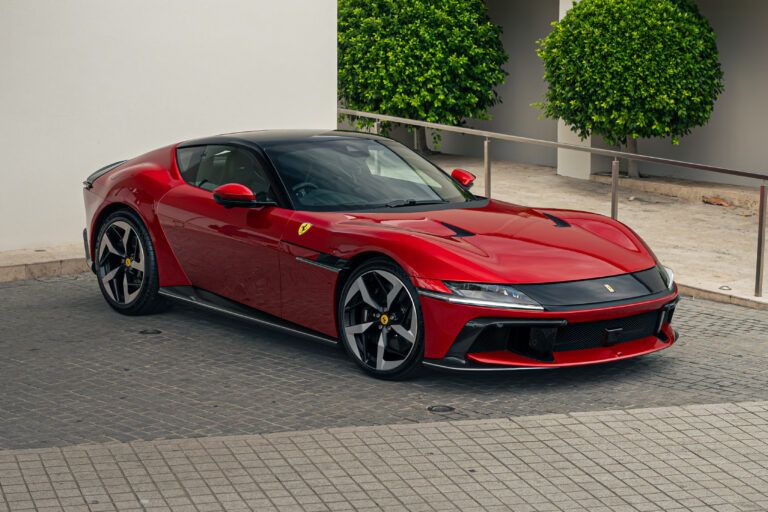 2025 FERRARI 12CILINDRI